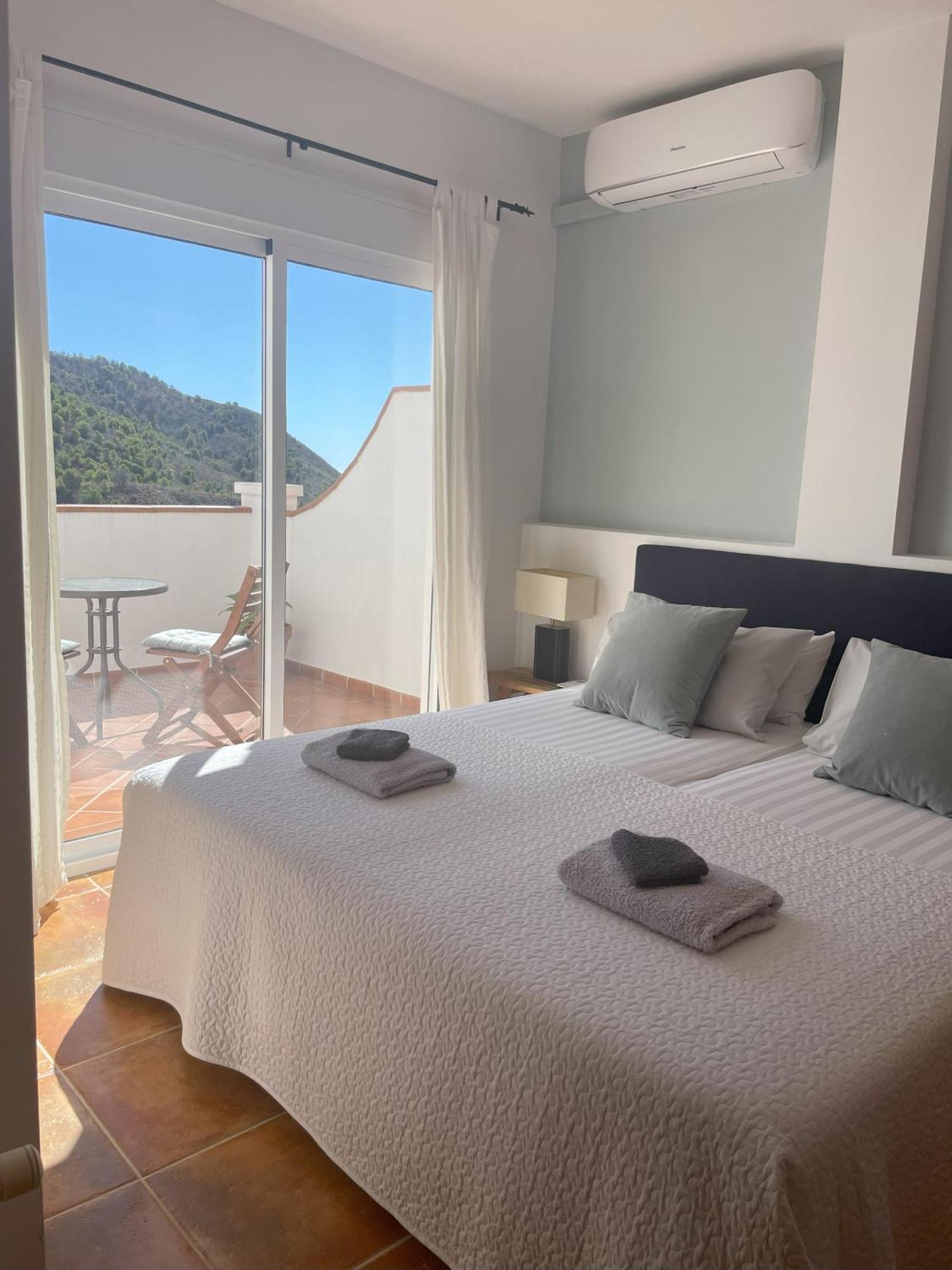 La Perla De Frigiliana Suites & Villa Ngoại thất bức ảnh